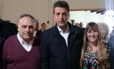 Sergio Massa y Margarita Stolbizer de visita en Campana	