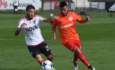 River Plate empat&oacute; con el Sub-23 del Inter de Brasil 1 a 1