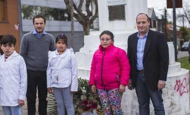 El Intendente encabez&oacute; el acto conmemorativo del D&iacute;a del Maestro