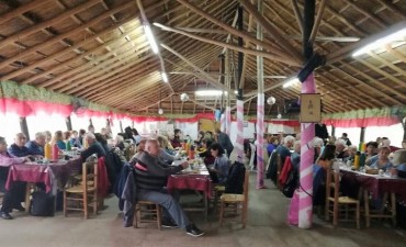 &ldquo;Turismo grande&rdquo;: jubilados de Campana volvieron a disfrutar un d&iacute;a de campo