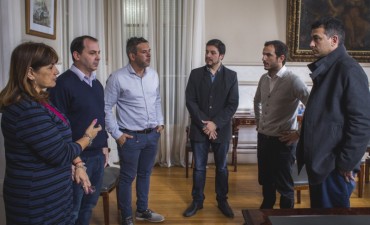 Abella firm&oacute; con Naci&oacute;n un importante convenio de colaboraci&oacute;n acad&eacute;mica y asistencia t&eacute;cnica 