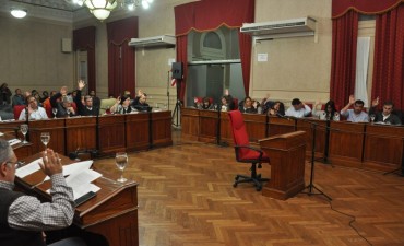 El HCD aprob&oacute; el convenio que permitir&aacute; que se asfalten los barrios Federales