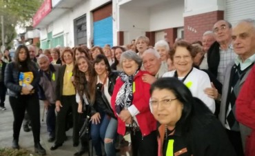 Ciento sesenta vecinos disfrutaron un concierto gratuito de la Camerata Bariloche   