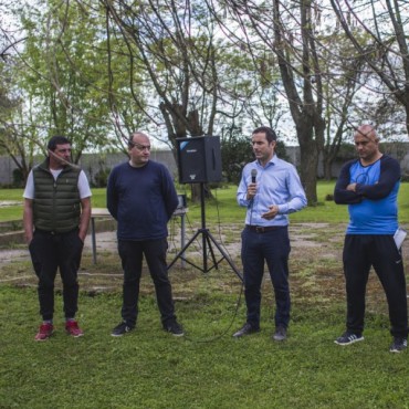 Roses y Abella se reunieron con vecinos de Las Campanas