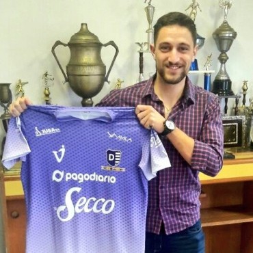 Leandro Sapetti debuta en Villa D?&nbsp;lmine