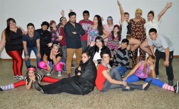 &Uacute;ltimas entradas disponibles para el musical &ldquo;Aqu&iacute; nosotros podemos hacerlo&rdquo; 