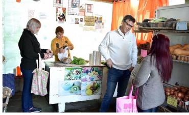 AXEL CANTLON: "DEBEMOS PROTEGER AL COMERCIO LOCAL"