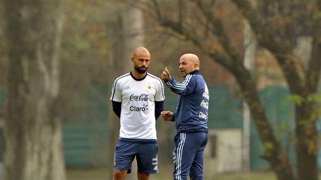 Mascherano, Banega y Acosta, ser&aacute;n titulares ante Venezuela