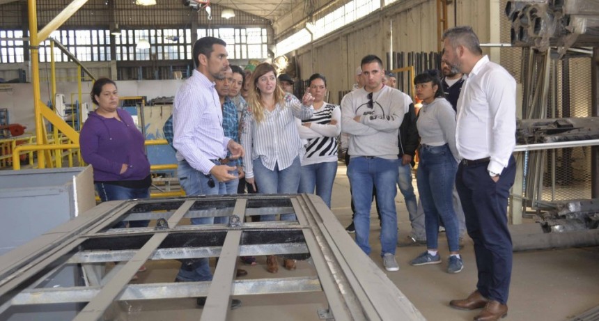 Hacemos Futuro: cooperativistas visitaron la empresa JUSA