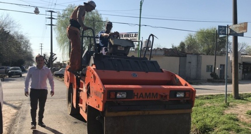 Avanzan las obras de asfalto en las calles de La Josefa