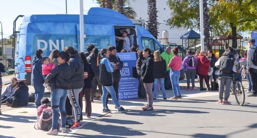 &ldquo;El Estado en tu barrio&rdquo; atendi&oacute; m&aacute;s de 2.000 consultas en Campana