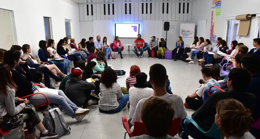 El Municipio lanz&oacute; el programa &ldquo;Soy joven, soy voluntario&rdquo;