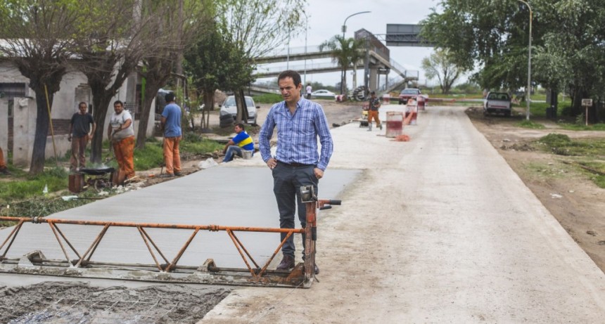 Otamendi: avanza la obra de repavimentaci&oacute;n del ingreso al barrio