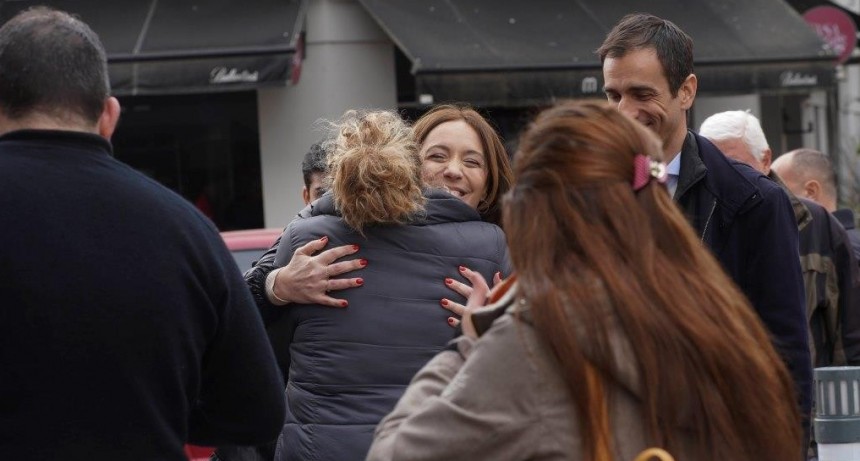 VIDAL EN JUN&Iacute;N: VISIT&Oacute; UN HOSPITAL, RECORRI&Oacute; EL CENTRO COMERCIAL Y DIALOG&Oacute; CON VECINOS
