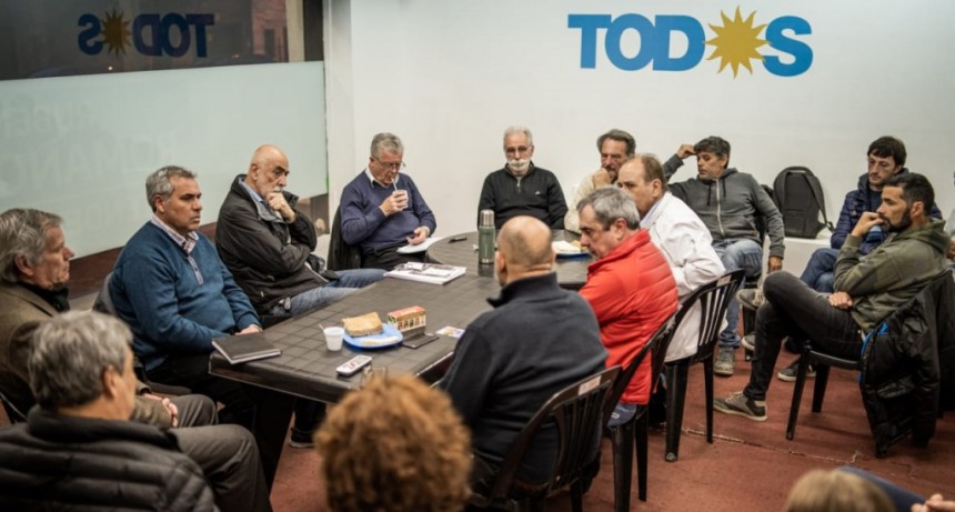 Romano y sus equipos t&eacute;cnicos avanzan en la planificaci&oacute;n de proyectos junto a profesionales de Provincia y Naci&oacute;n