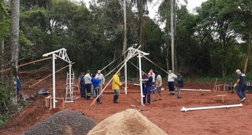 Pan del Alma construye una nueva Escuela Rancho en San Ignacio Misiones