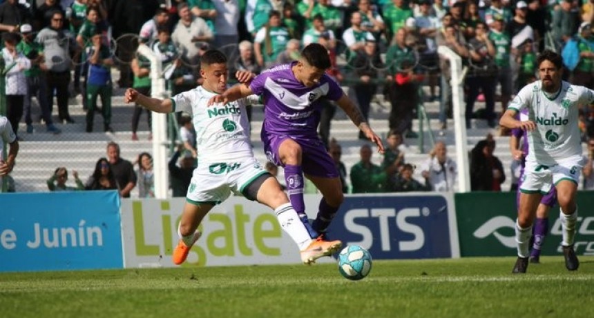 Sarmiento de Jun&iacute;n derrot&oacute; a Villa D&aacute;lmine por 1 a 0