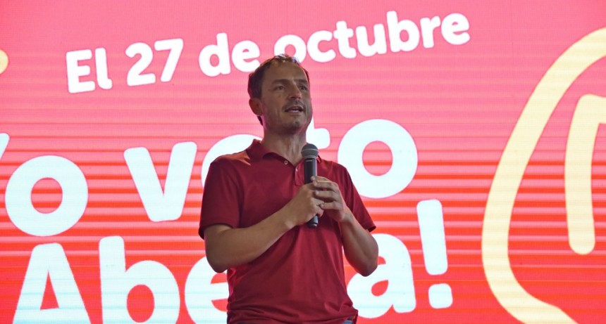 Abella lanz&oacute; su campa&ntilde;a para octubre y llam&oacute; a los vecinos a seguir "transformando Campana"