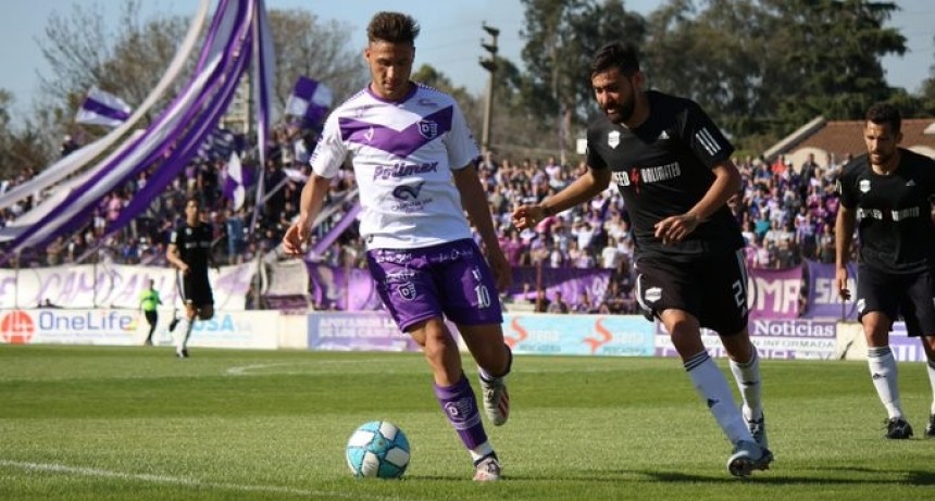 Villa D&aacute;lmine derrot&oacute; a Deportivo Riestra por 3 a 0