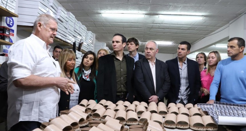 Urtubey en La Plata: &ldquo;La soluci&oacute;n no est&aacute; ni con Macri ni con Cristina&rdquo;