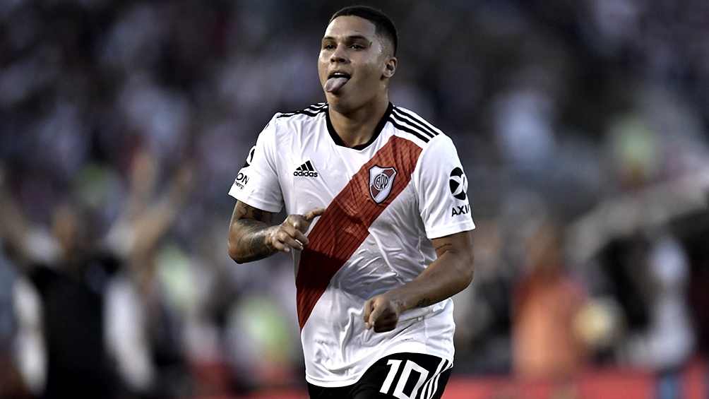 Juan Fernando Quintero volvi&oacute; a hacer ejercicios con pelota