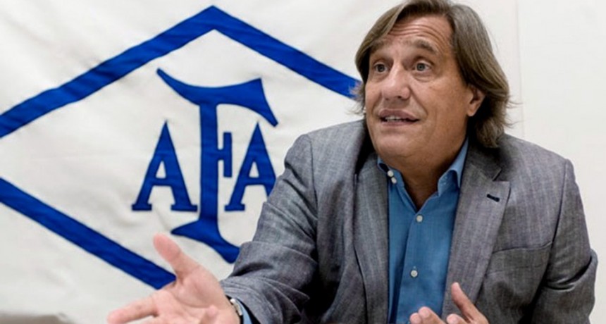 El médico de la AFA estimó que los casos detectados en Boca no alterarán los planes