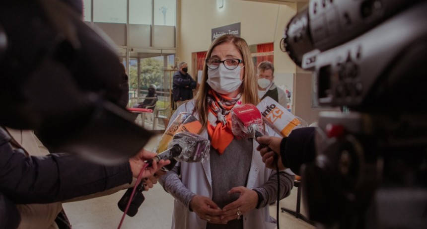 Desde la Secretaría de Salud aseguraron que “debemos aprender a convivir con el virus”