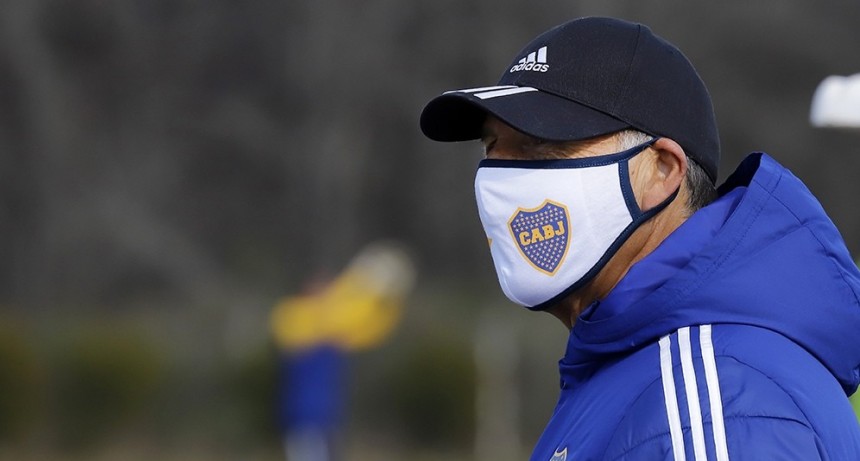 Boca, con 18 positivos de coronavirus, pedirá que entrenen los casos negativos