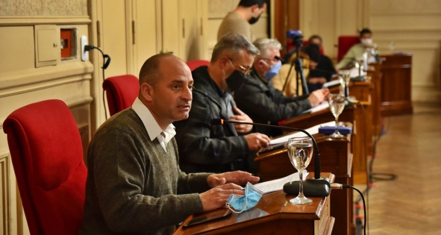 Colella : “Abella no consiguió romper el bloque y hubo compromiso por la unidad”