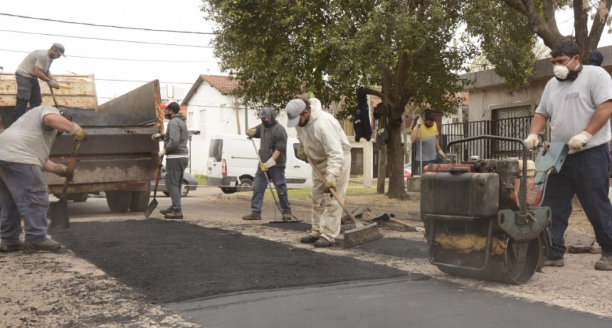 Plan de bacheo: el Municipio reparó la calle Beruti