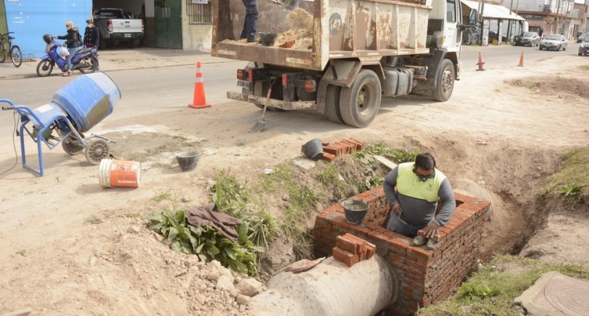 Avanza el entubamiento de parte de la colectora Yaquemé