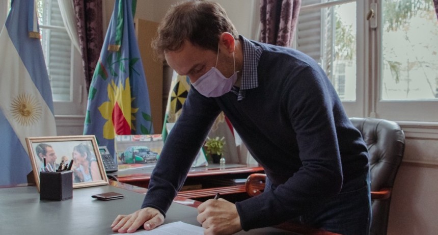 El Municipio firmó un convenio con la Universidad Nacional de San Martín