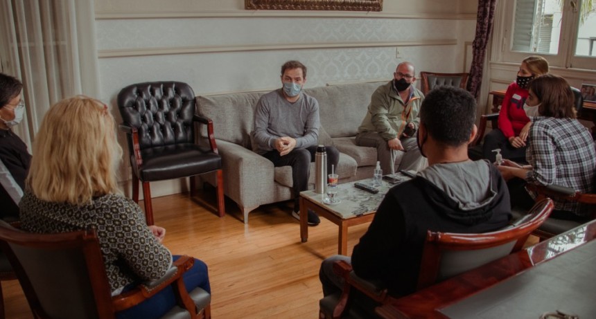 El Intendente recibió a transportistas escolares que por la pandemia no pueden trabajar