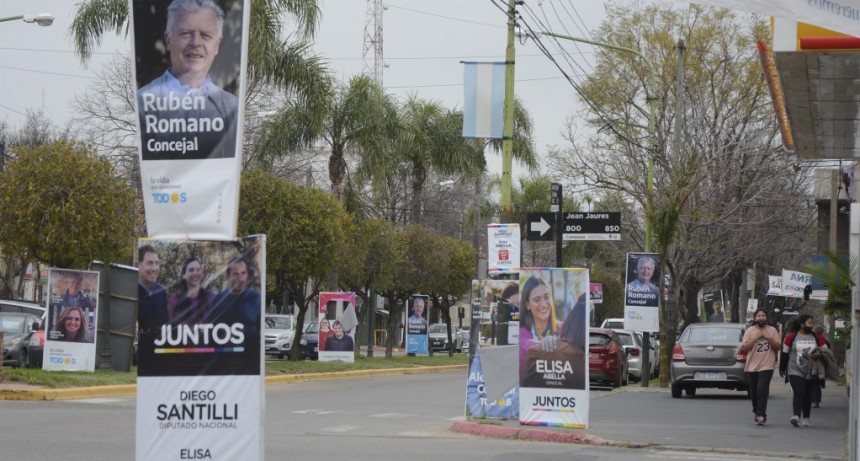 El Municipio retira la cartelería electoral instalada en la vía pública