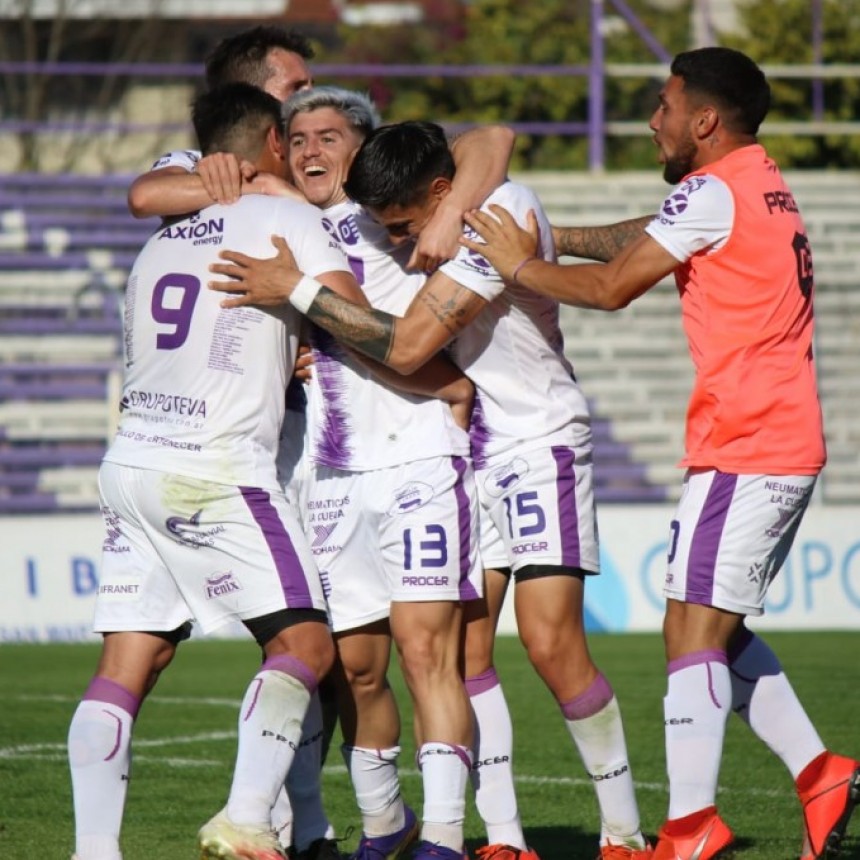 Con un gol agónico de Bersano Villa Dálmine volvió al triunfo en Campana