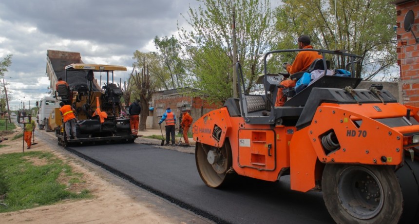 San Cayetano suma más calles de asfalto 