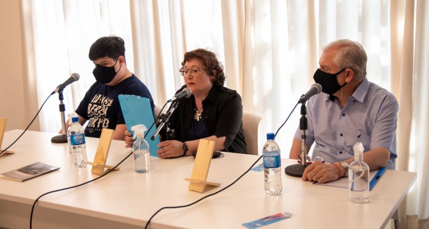 Con una gran convocatoria de público, se realizó la Primera Feria del Libro de Campana 