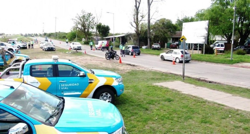 La Dirección de Tránsito realizó más de 300 controles vehiculares durante el domingo 