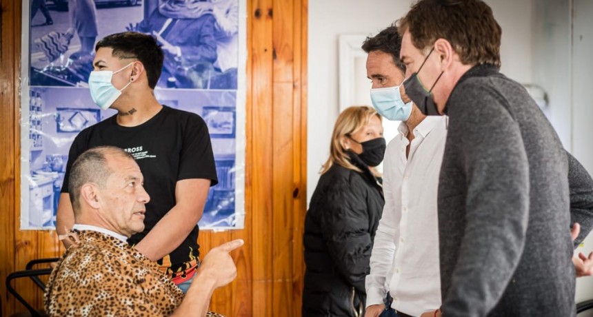 Santilli junto a Neuspiller en Pilar: Los votos son de la gente, no de los dirigentes