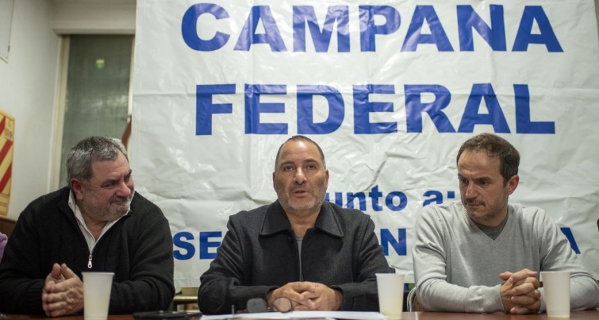 Abella acompañó la presentación de un nuevo partido político liderado por Renato Ocampo