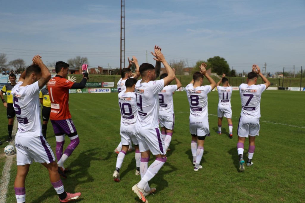 Villa Dálmine sigue anclando en el fondo de la tabla