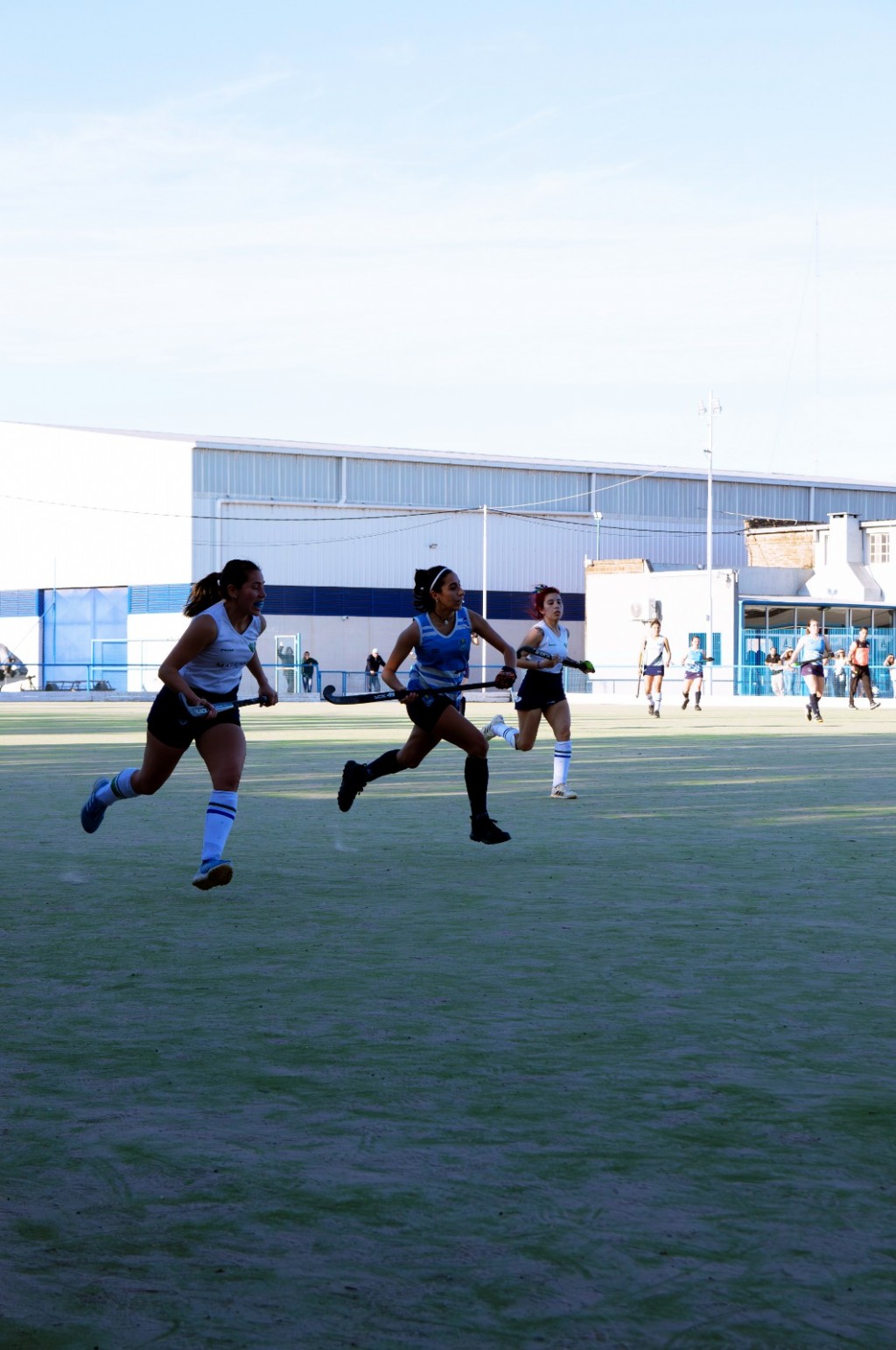 Hockey sobre césped Damas A : C.B.C venció a Varela