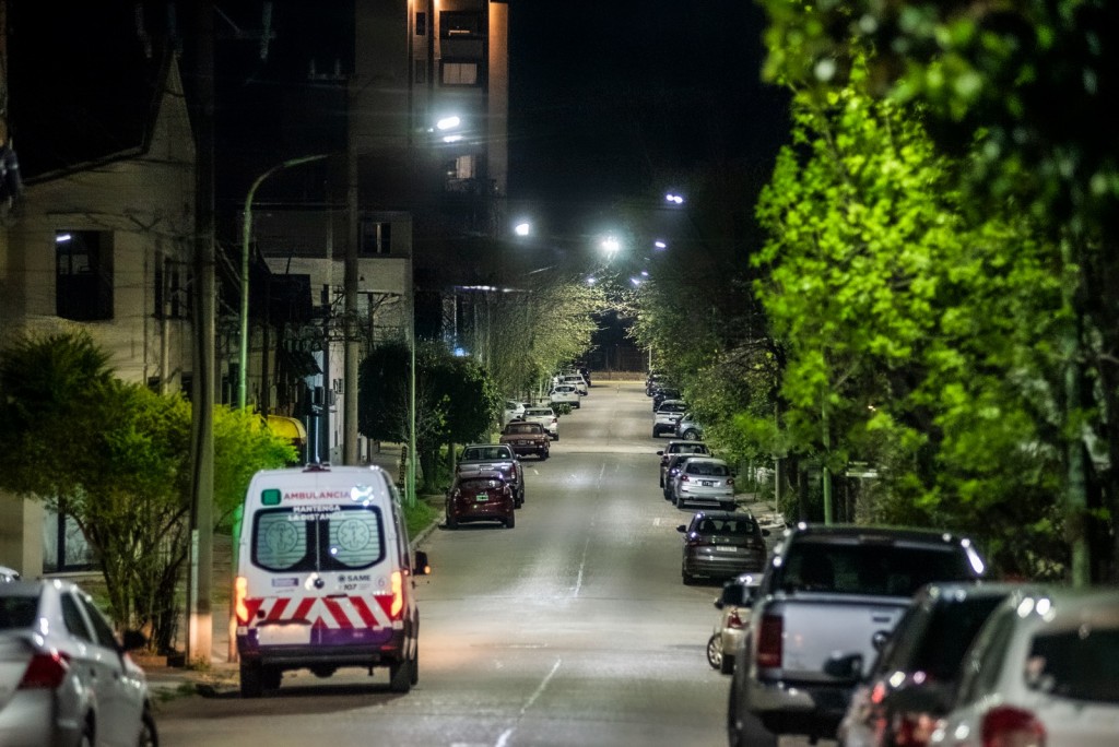 Reconversión a LED: se continúa mejorando la iluminación de las calles del casco urbano