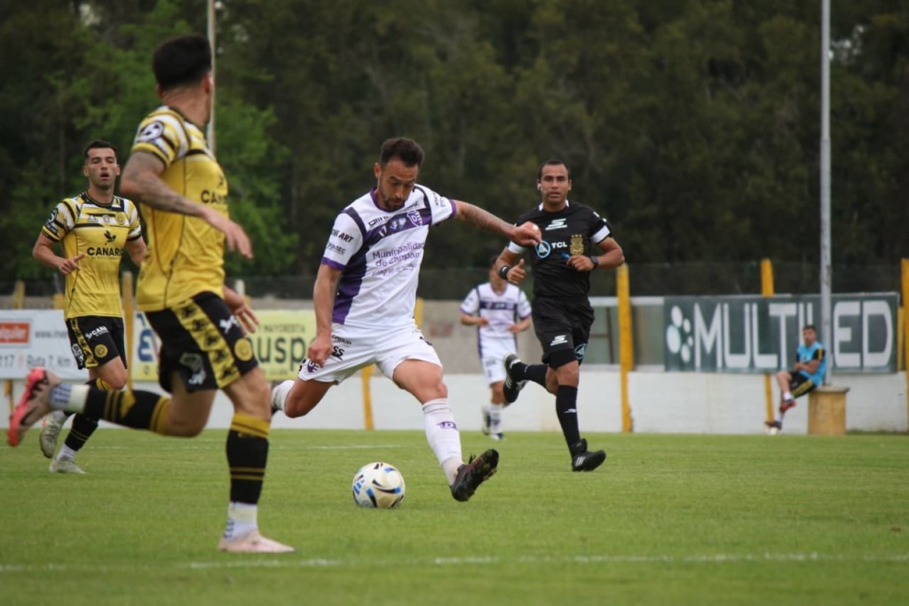 Flandria sobre el final venció a Villa Dalmine