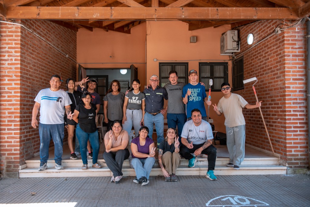 Fuerza Patria realiz&oacute; una jornada solidaria de pintura y limpieza en el Jard&iacute;n de San Jacinto