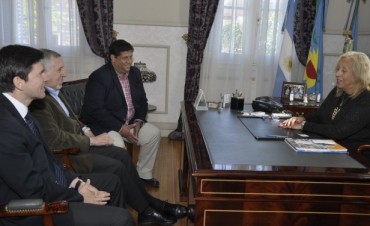 Autoridades de la Empresa Carboclor presentaron a la Intendente Giroldi los alcances de su Plan de Inversiones