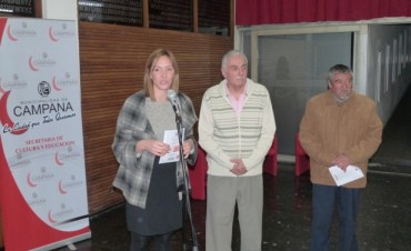 Alumnos del Taller Municipal de Fileteado exponen en el Sal&oacute;n &ldquo;Ronald Nash&rdquo;