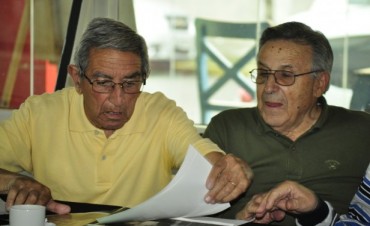 AVANZA LA FOTOTECA EN LA B�SQUEDA DEL PATRIMONIO CULTURAL DE CAMPANA