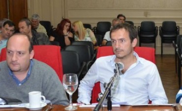 Desde el bloque de Sebasti&aacute;n Abella piden la instrumentar un sistema de contenci&oacute;n para alumnas madres 