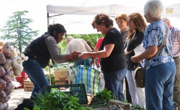 Hoy la Feria de Productores Locales se ubicar&aacute; en la Plaza &ldquo;1&ordm; de Mayo&rdquo;